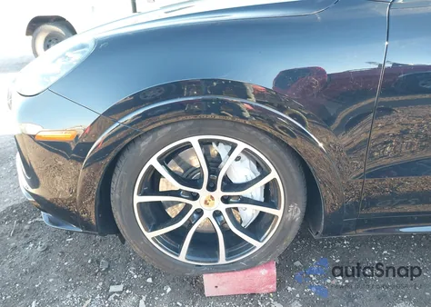 2021 Porsche Cayenne Gts из США, поврежденный, VIN WP1AG2AY5MDA33945